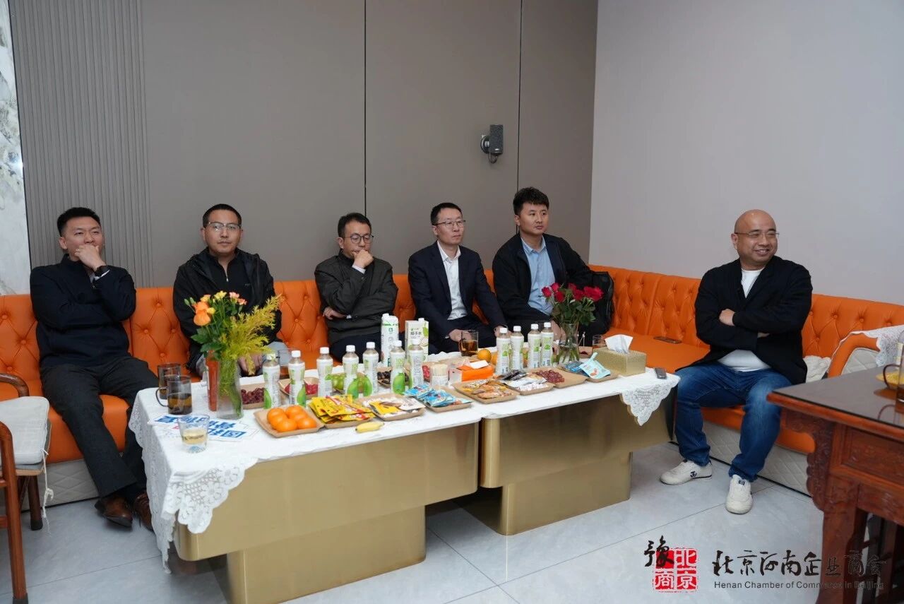 1762843959279809.jpg b3f404a4ee4ef789af60ad8e32e6b9ef.jpg